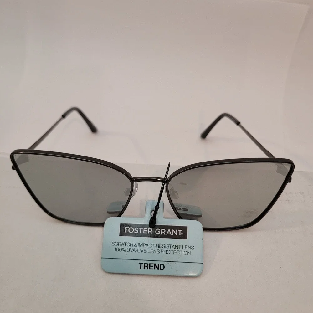 Foster Grant‎ Sunglasses Womens Gunmetal Cat Eye Silver Mirrored Lens Steel Wire